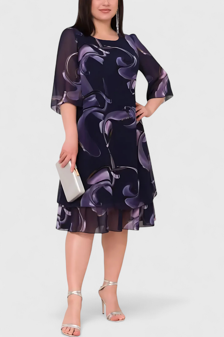 Vestido Shriley Gaisa com Padrão Midnight Swirl e Silhueta Fluida