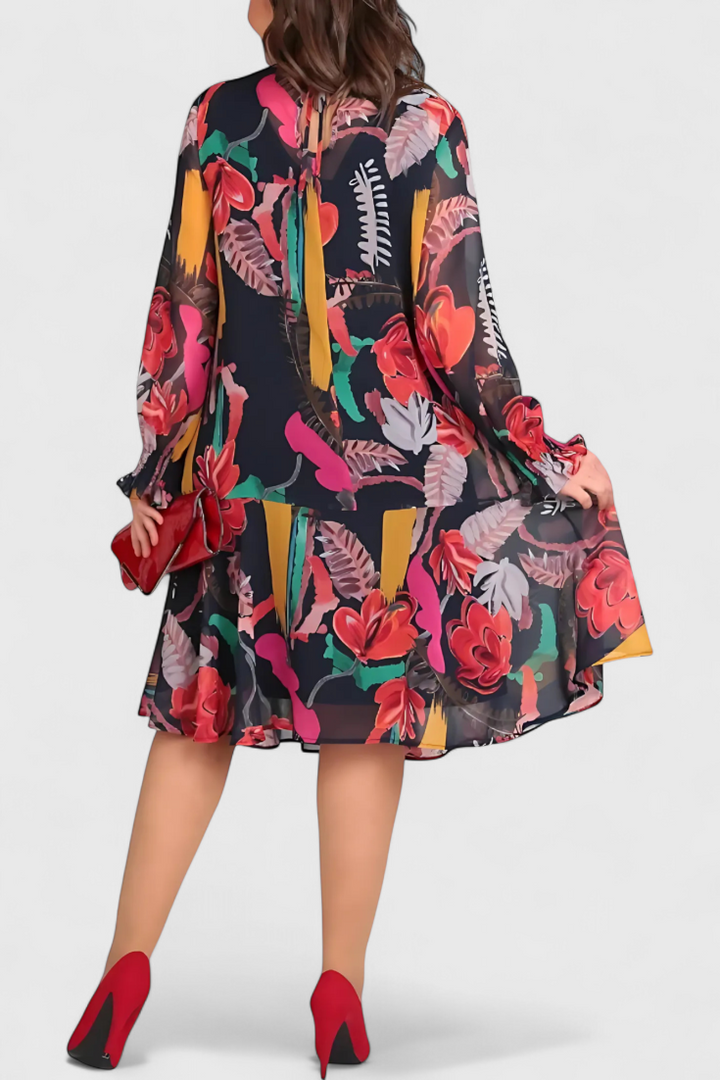 Vestido Midi Annegret com Mangas Longas e Corte Fluído