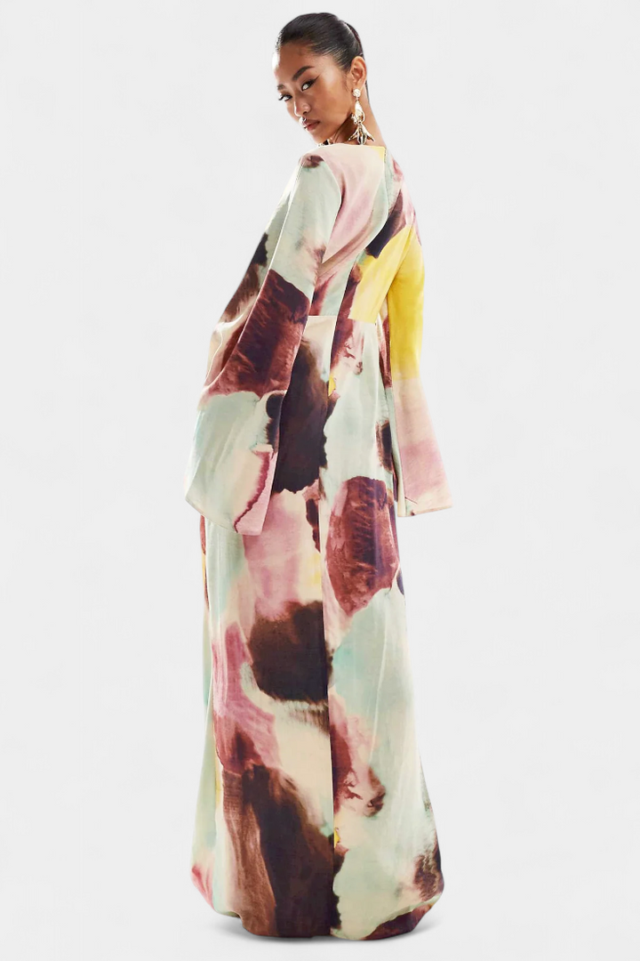 Dana Maxi Suknelė su Akvarelės Spauda ir Skulptūriniu Priekiu