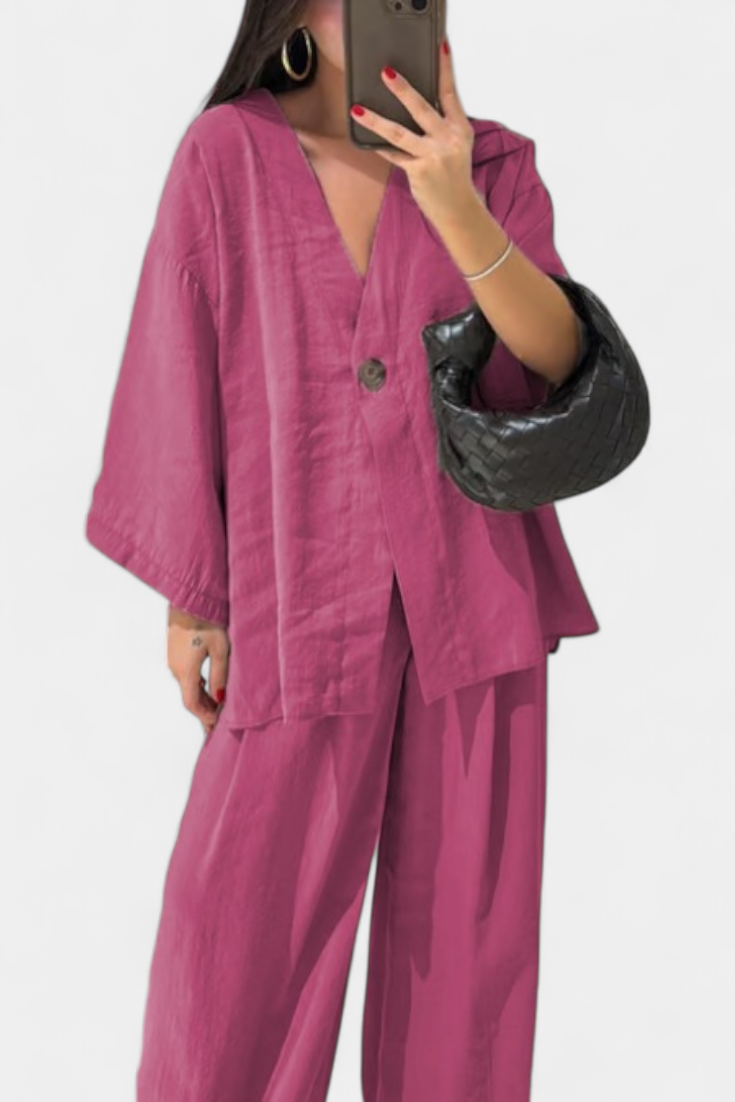 Conjunto Eli Oversize com top de decote em V e calças retas