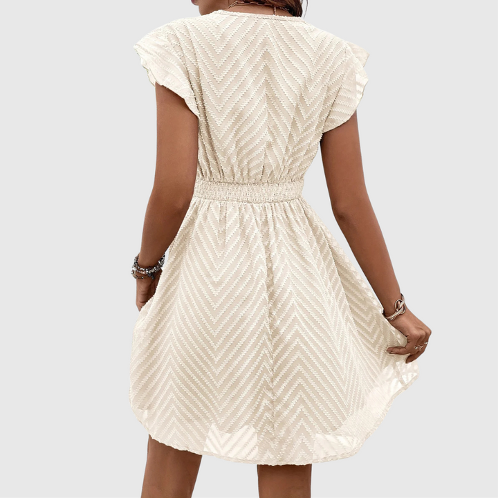 Sophia | Elegantiška ir patogi suknelė su širdies iškirpimu