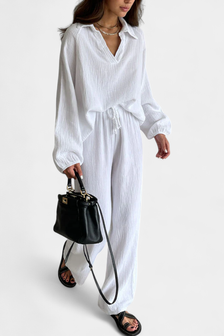 Aya Dviejų Dalių Medvilnės Komplektas su V-formos Iškirpte