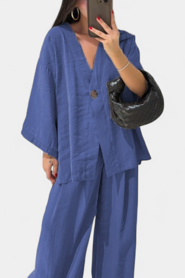 Conjunto Eli Oversize com top de decote em V e calças retas