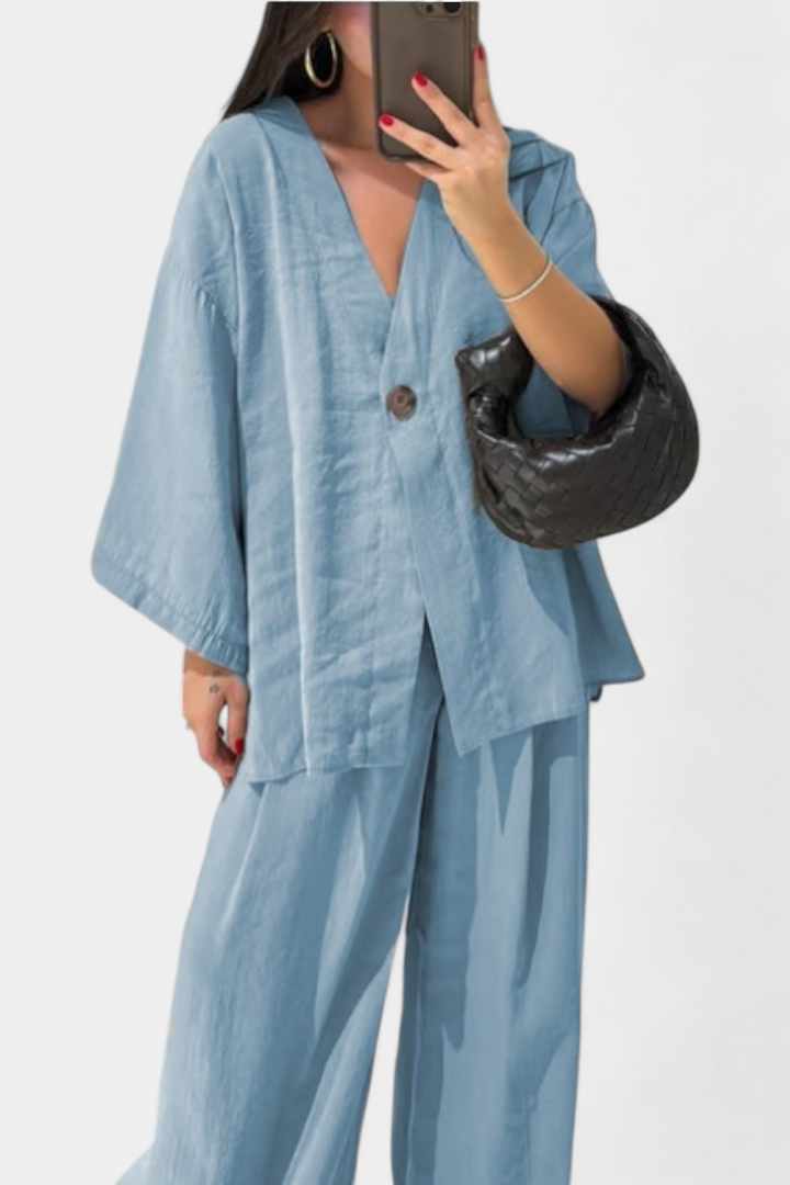 Conjunto Eli Oversize com top de decote em V e calças retas