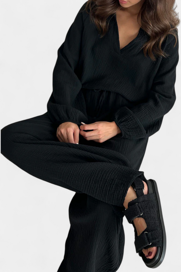 Aya Dviejų Dalių Medvilnės Komplektas su V-formos Iškirpte