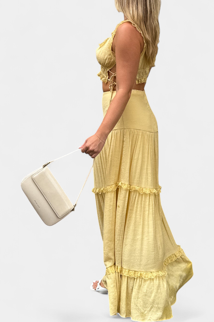 Conjunto Ilys Romântico com Renda e Saia Longa e Volumosa