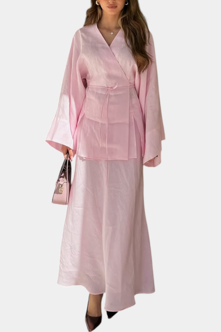 Conjunto Zelda Krekla com Decote em V e Saia com Abertura