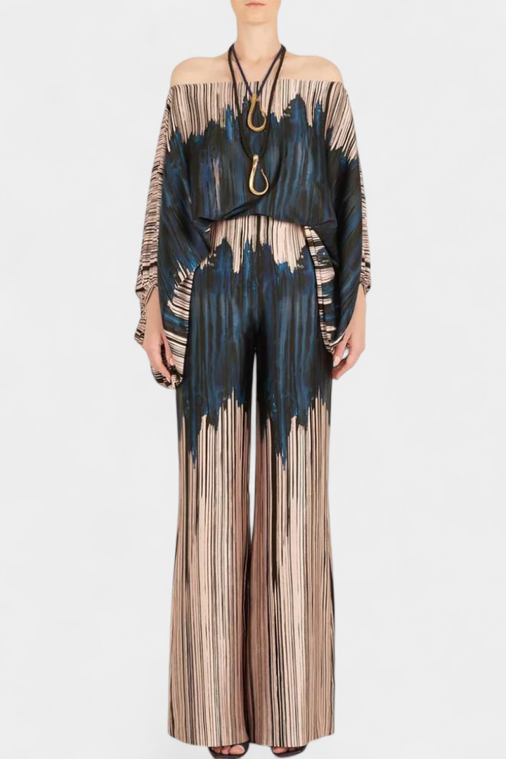 Conjunto Sybella de Duas Peças com Ombros Descobertos e Calças Largas com Padrão