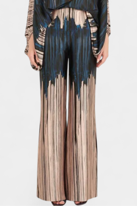 Conjunto Sybella de Duas Peças com Ombros Descobertos e Calças Largas com Padrão