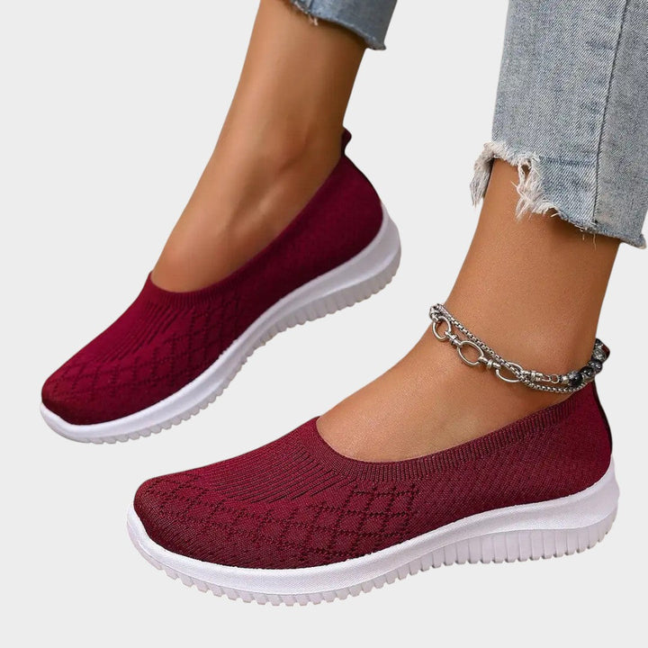 Sofina™ | Neslystantys ir kvėpuojantys belaidžiai batai