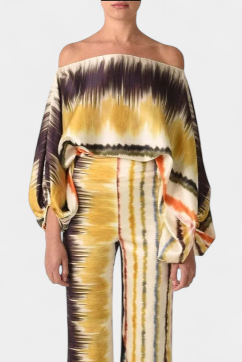 Conjunto Sybella de Duas Peças com Ombros Descobertos e Calças Largas