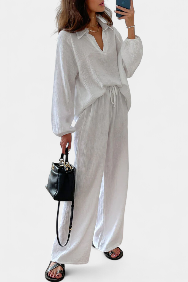 Aya Dviejų Dalių Medvilnės Komplektas su V-formos Iškirpte