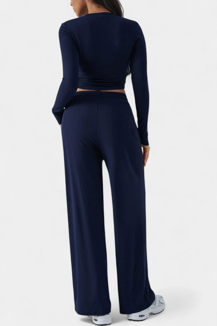 Celaena 2 dalių komplektas su apvaliu iškirpimu