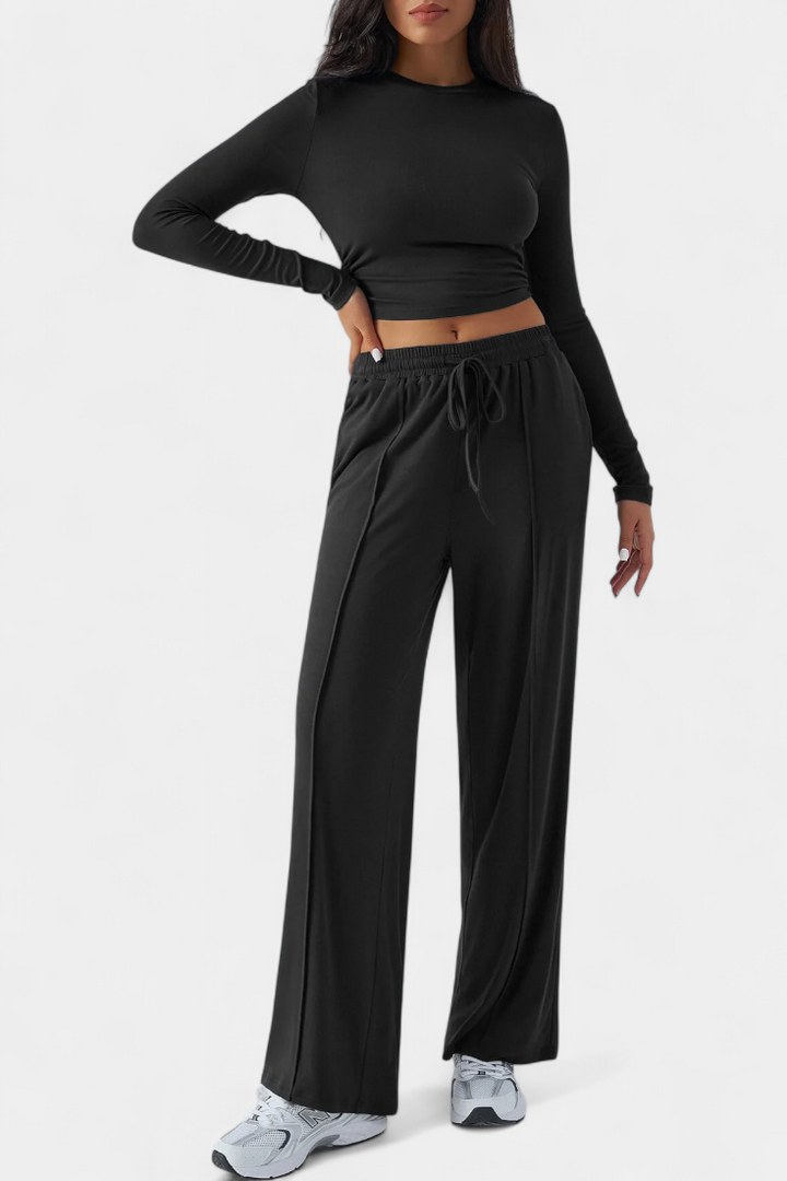 Celaena 2 dalių komplektas su apvaliu iškirpimu