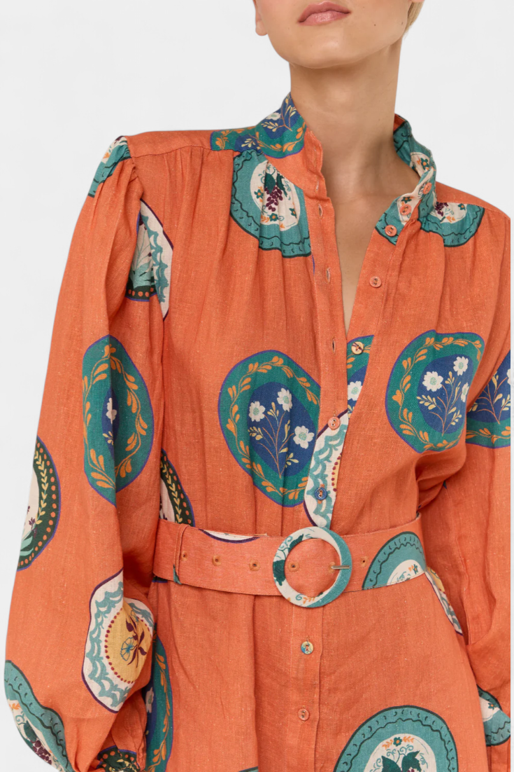 Sibley Lino Maxi Suknelė su Išskirtiniu Raštu ir Diržu