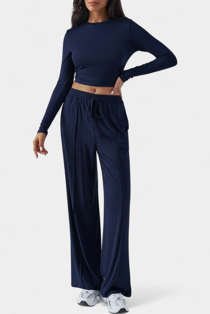 Celaena 2 dalių komplektas su apvaliu iškirpimu