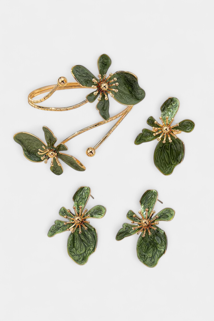 Conjunto de Acessórios Florais: Pulseira + Brincos + Anéis