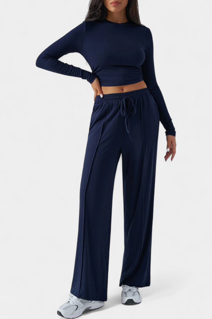 Celaena 2 dalių komplektas su apvaliu iškirpimu