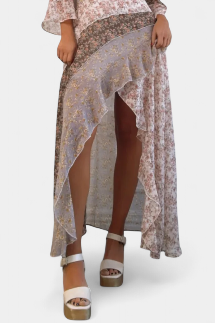 Ruth Gėlių Suknelė su 3/4 Rankovėmis ir Asimetriškomis Kraštinėmis