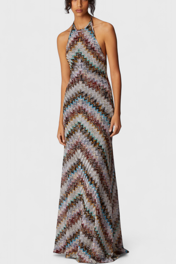 Vestido Halter Melisa com Lamé Zigzag e Acabamento Iridiscente