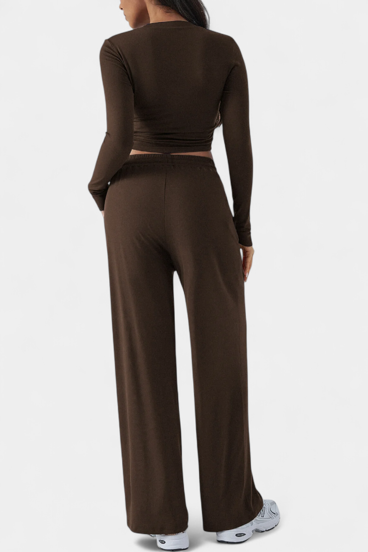 Celaena 2 dalių komplektas su apvaliu iškirpimu