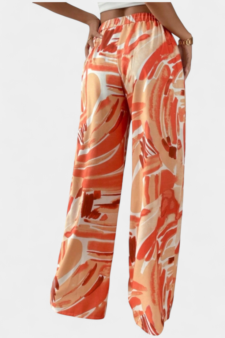 Senda Plati Kelnės su Abstrakčiu Raštu