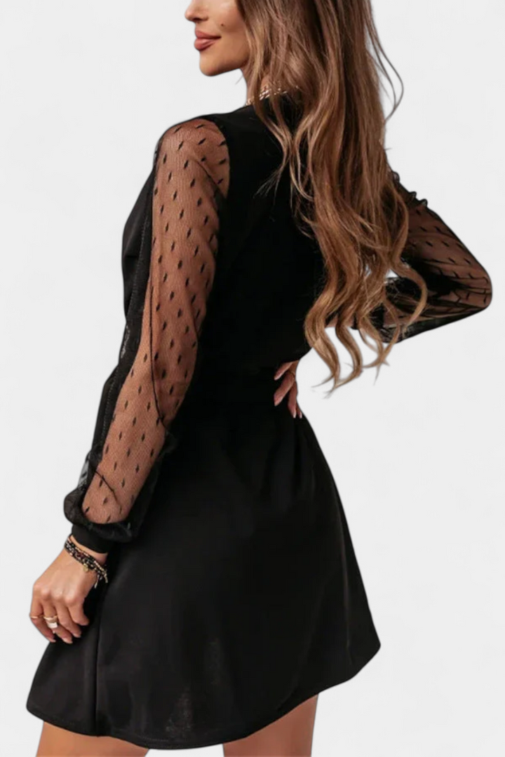 Kalandra Mini Vestido Elegante com Decote Sofisticado e Silhueta Lisonjeira