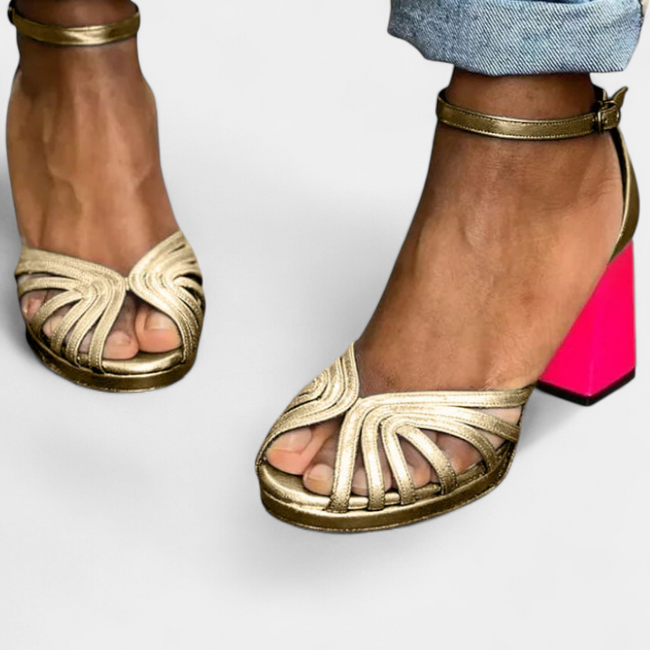 Solea Klasikiniai Sandalai su Auksine Dirželiu