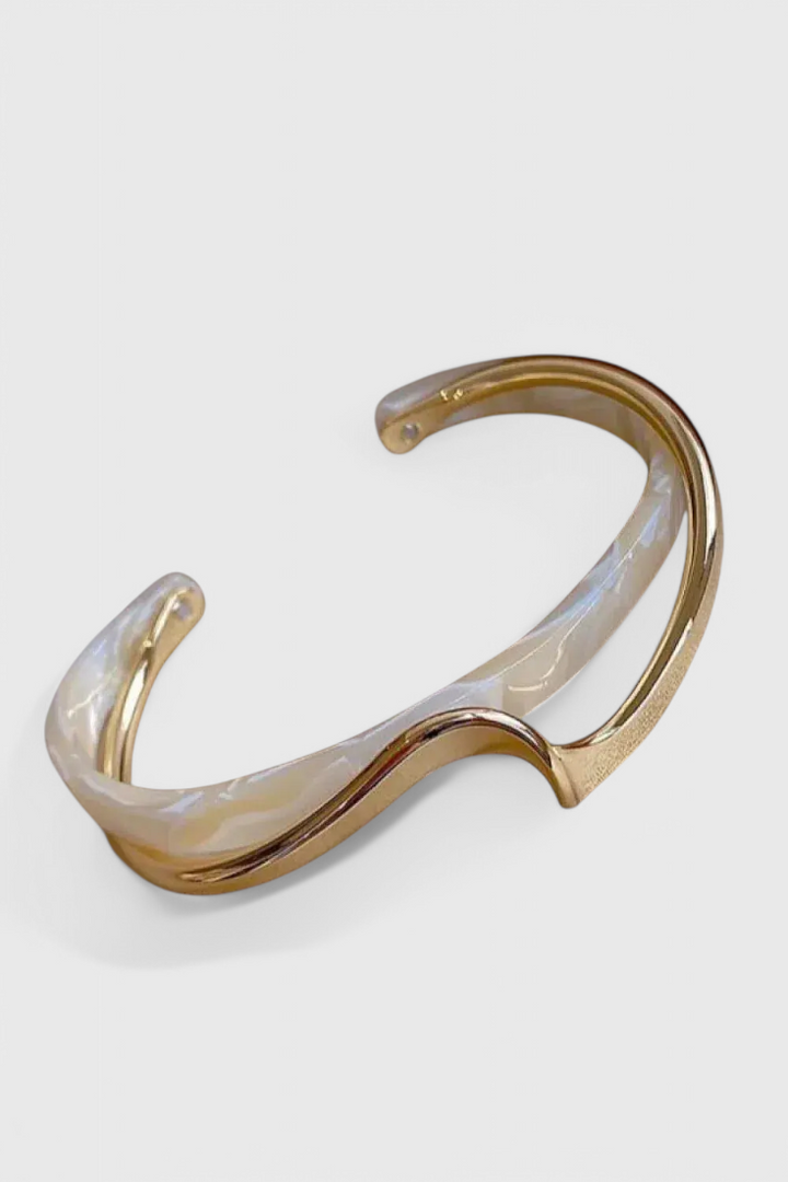 Eleganti Balti Opalai Apyrankė su Aukso Apdaila